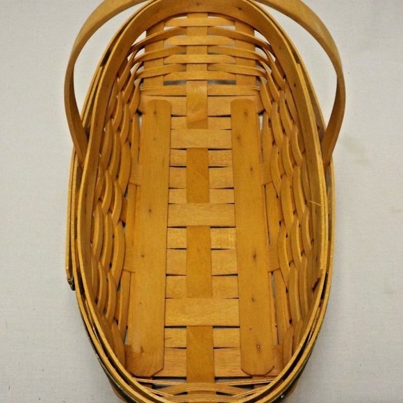 Longaberger 2001 May Series Peony Basket with Liner, Protector and Certificate - Picture 11 of 16